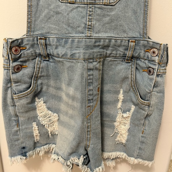 Mahina Frayed Overalls - Picture 2 of 11